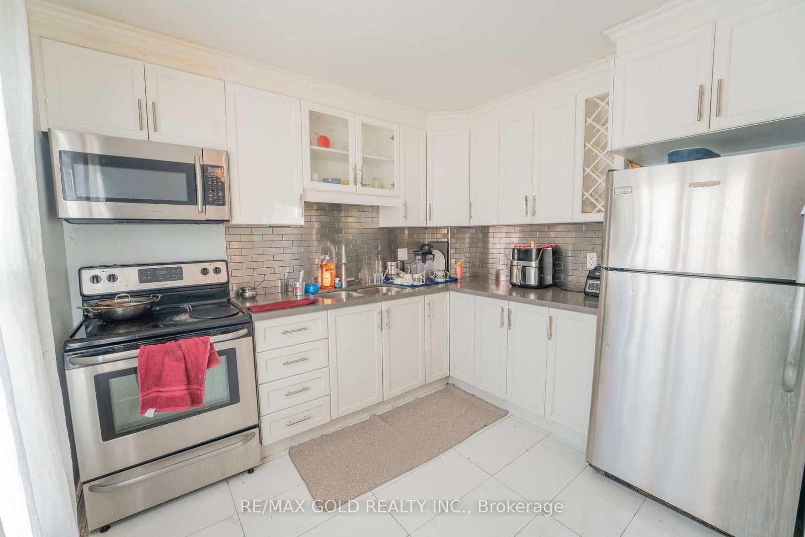 900 Central Park Drive, Unit 107 thumbnail 10