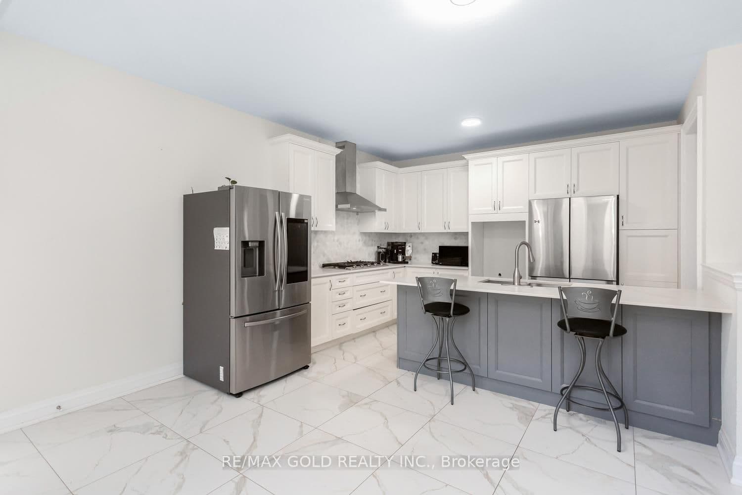 15 Farringdon Crescent thumbnail 19