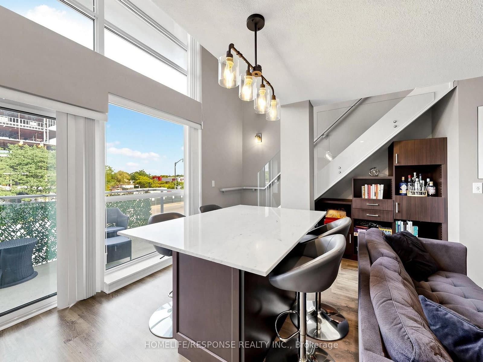 215 QUEEN Street E, Unit 225 thumbnail 11