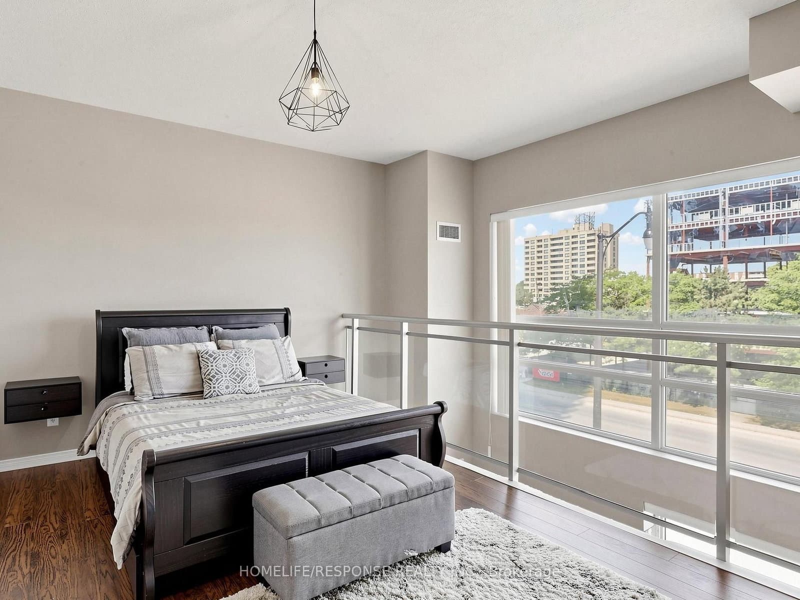 215 QUEEN Street E, Unit 225 thumbnail 15
