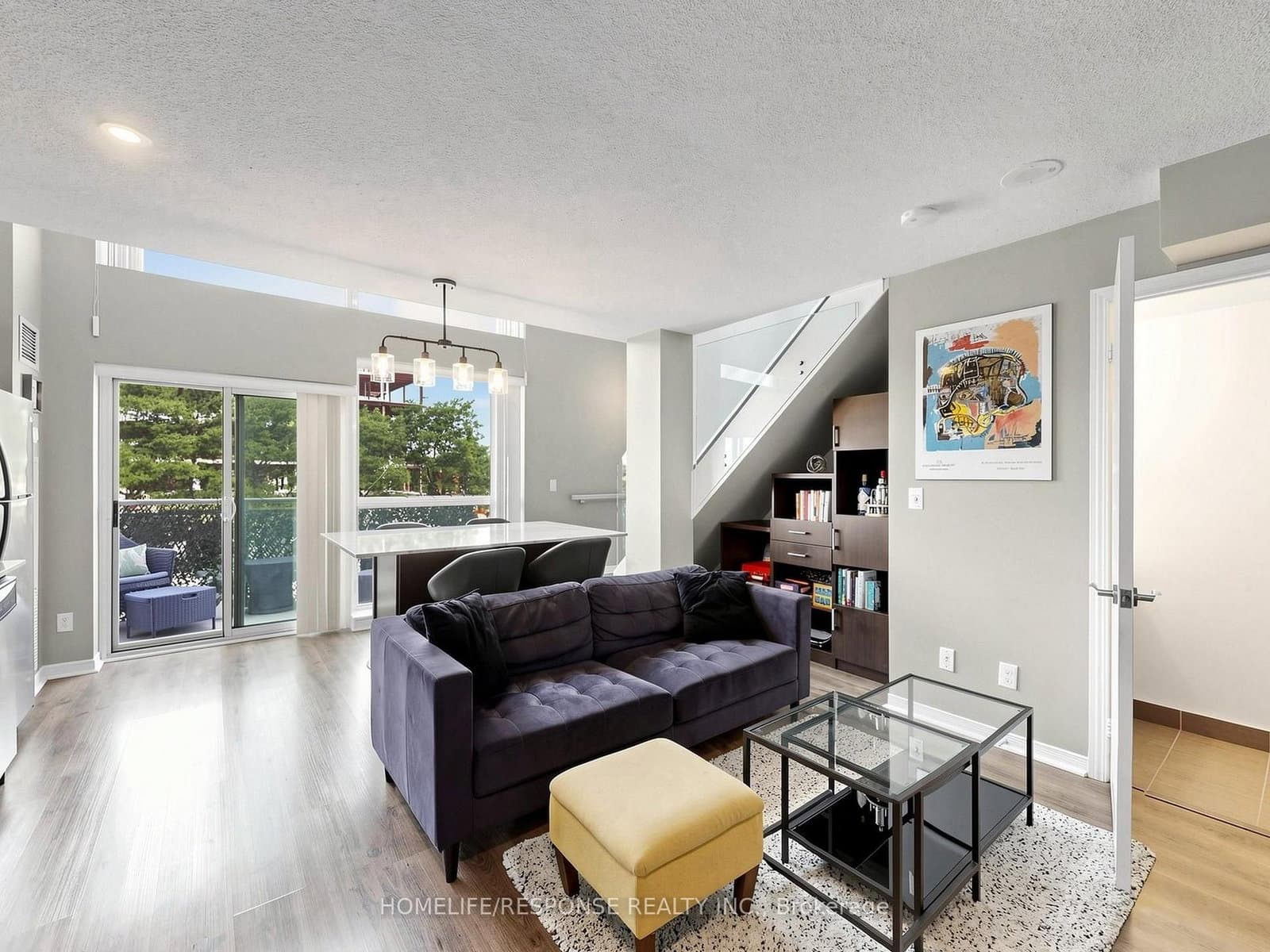 215 QUEEN Street E, Unit 225 thumbnail 7