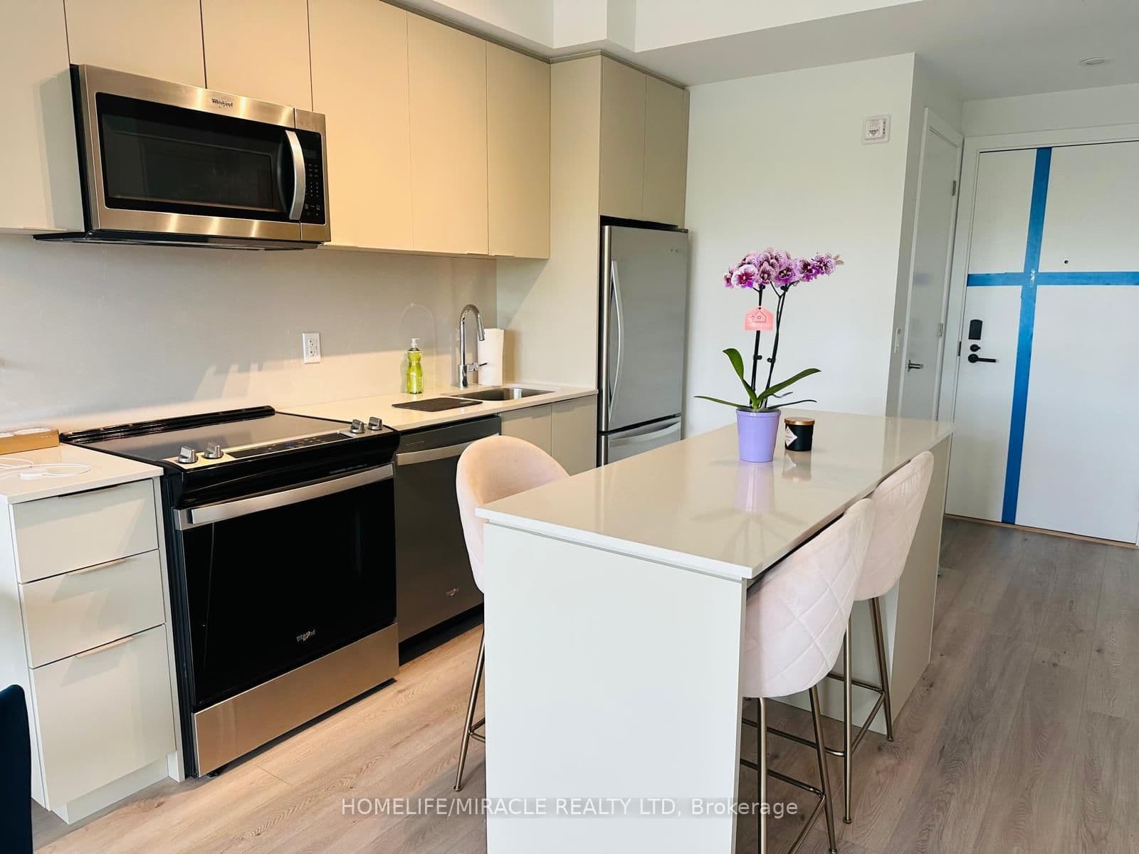 770 Whitlock Avenue, Unit 408 thumbnail 4