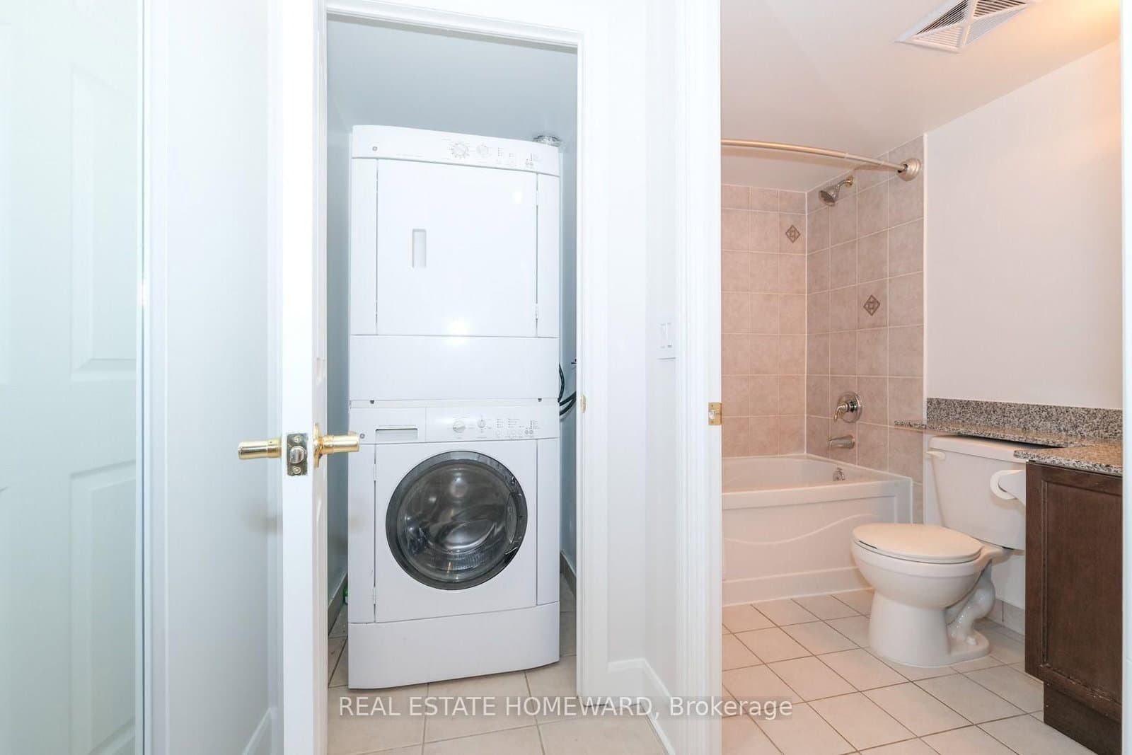 5 Michael Power Place, Unit 1805 thumbnail 17