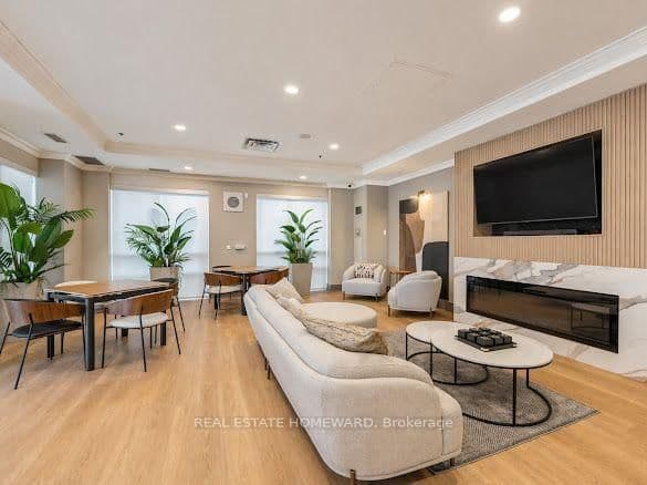 5 Michael Power Place, Unit 1805 thumbnail 22