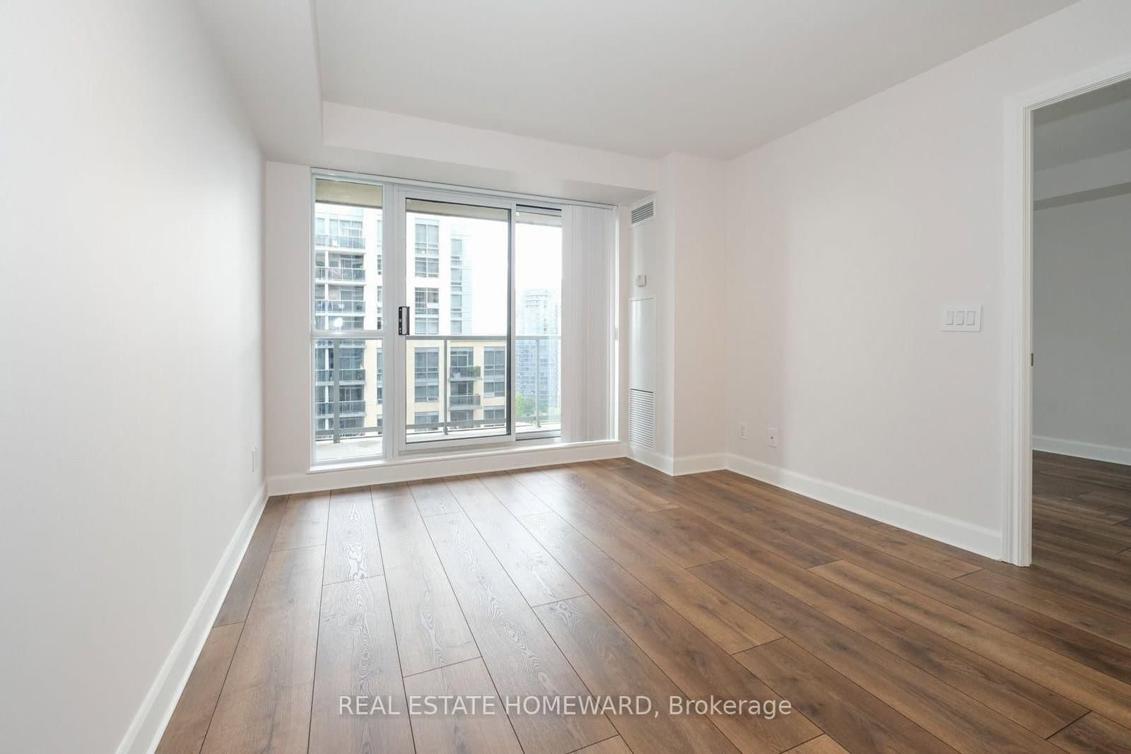 5 Michael Power Place, Unit 1805 thumbnail 3
