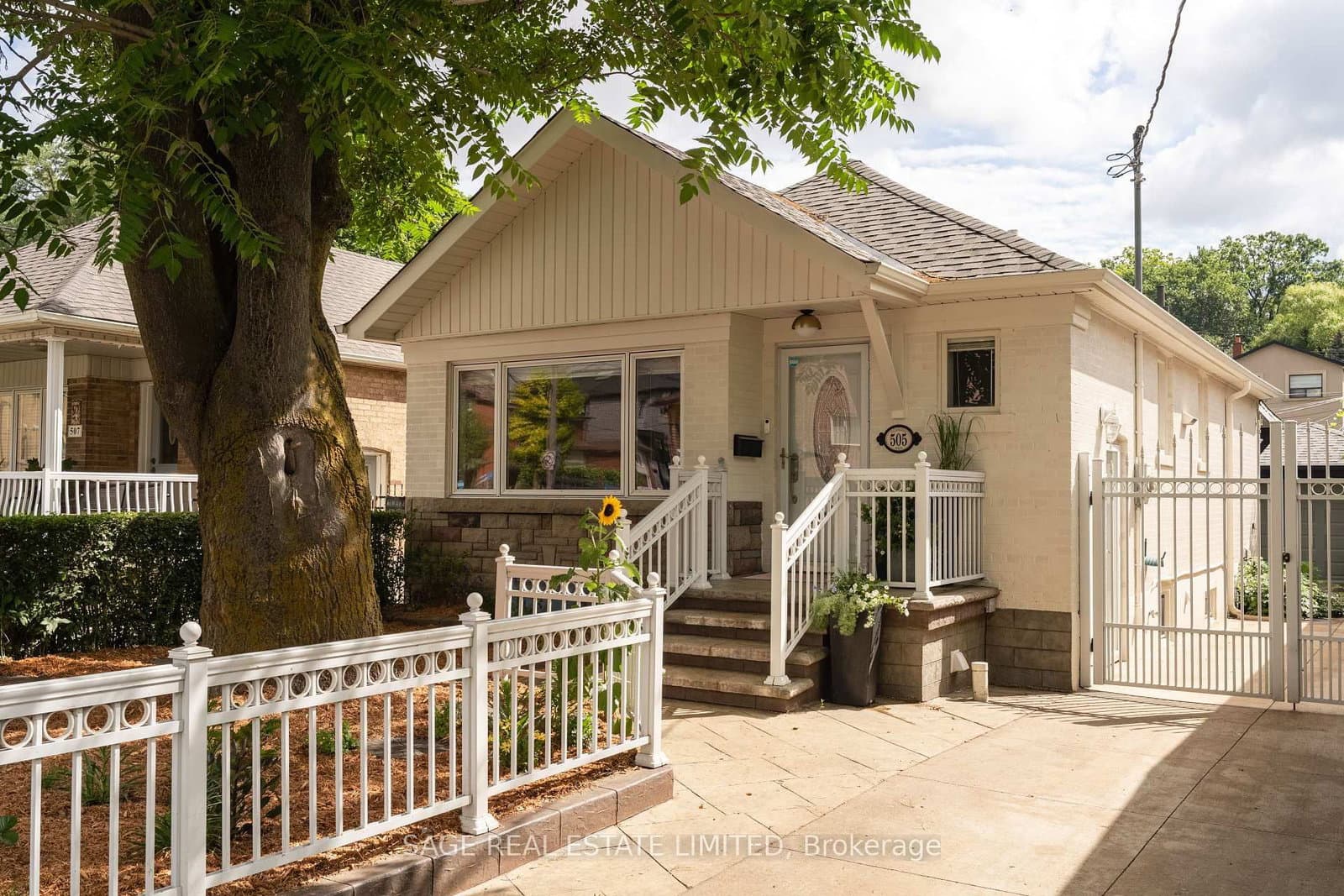 505 Caledonia Road thumbnail 2