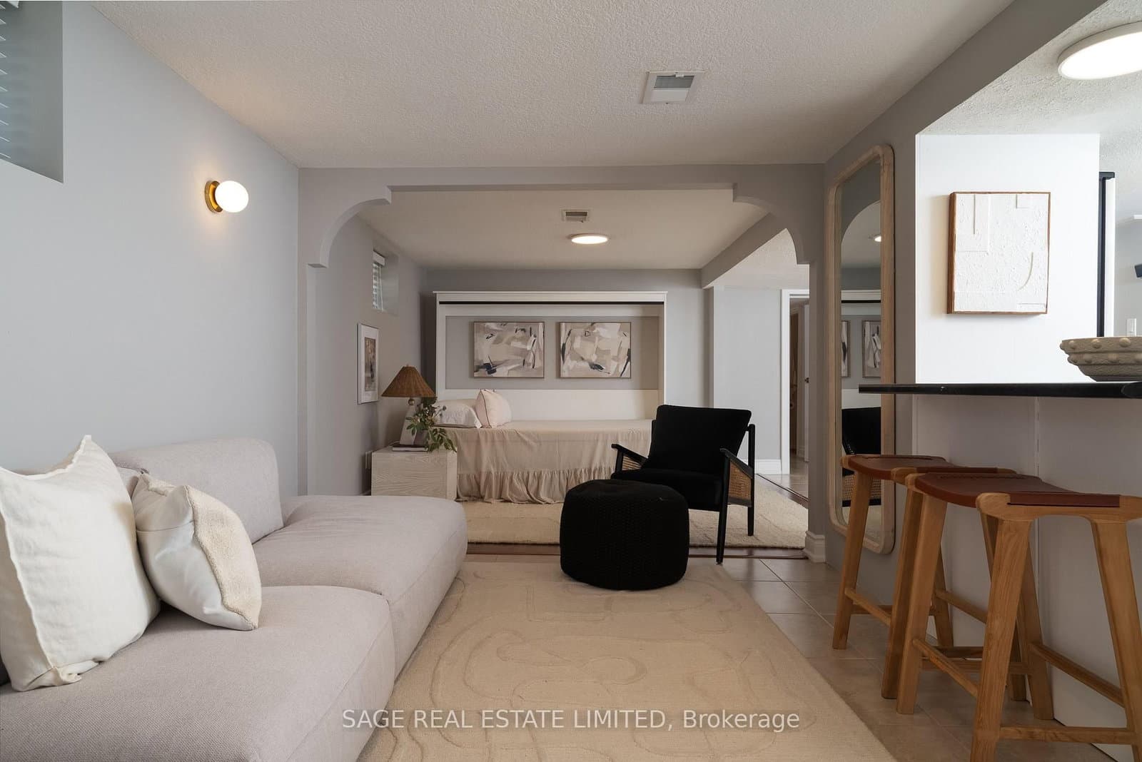 505 Caledonia Road thumbnail 25