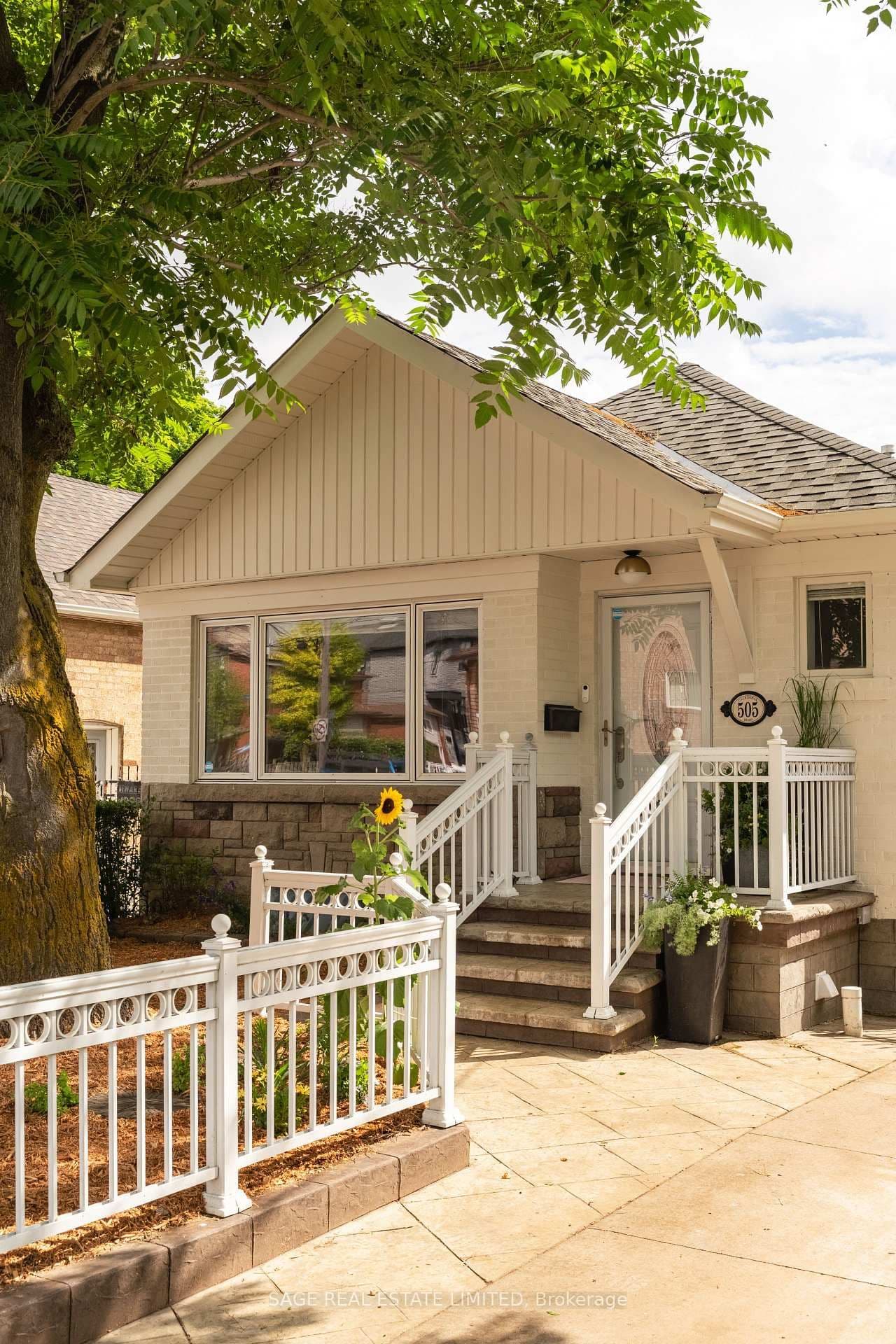 505 Caledonia Road thumbnail 3