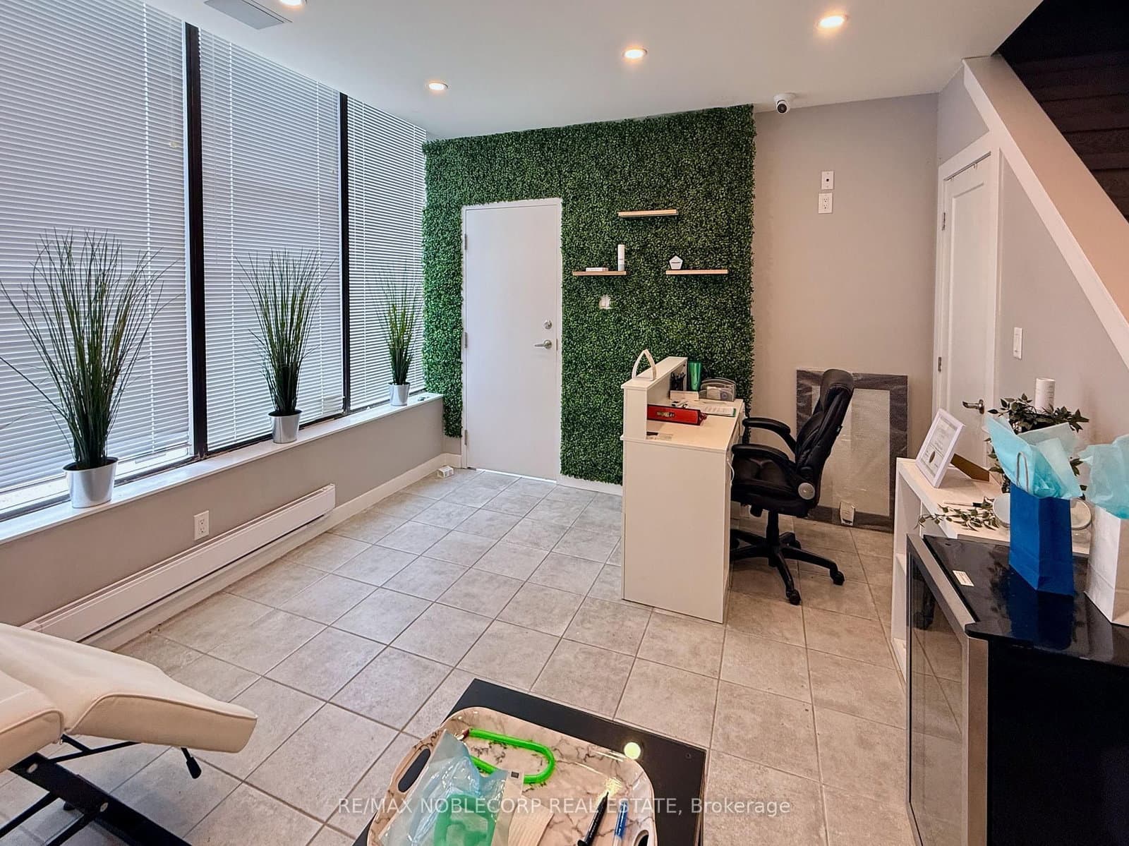 44 Goodmark Place, Unit 2 thumbnail 11