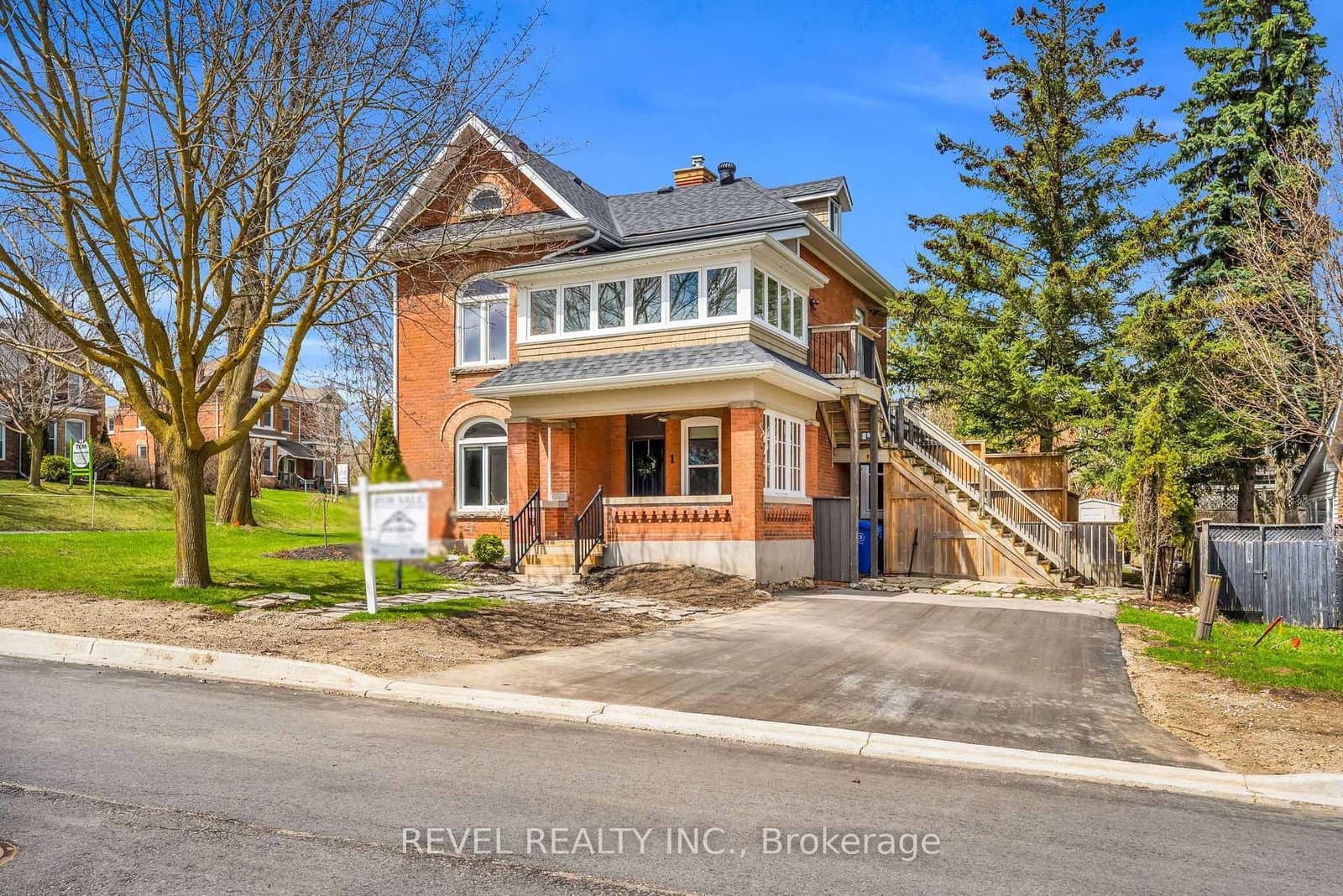 1 Third Avenue - Image 1