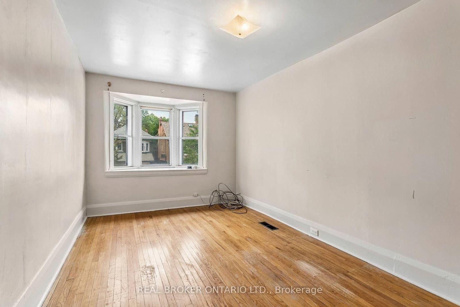 401 Willard Avenue thumbnail 31