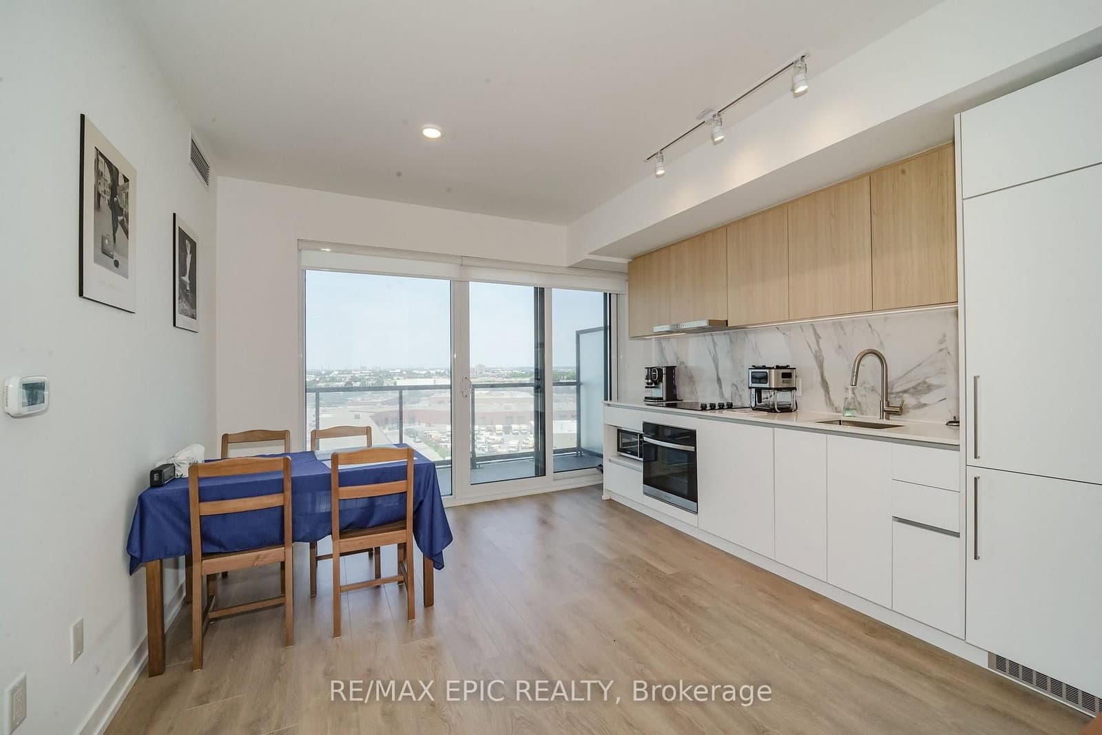 1100 Sheppard Avenue W, Unit 928 thumbnail 3