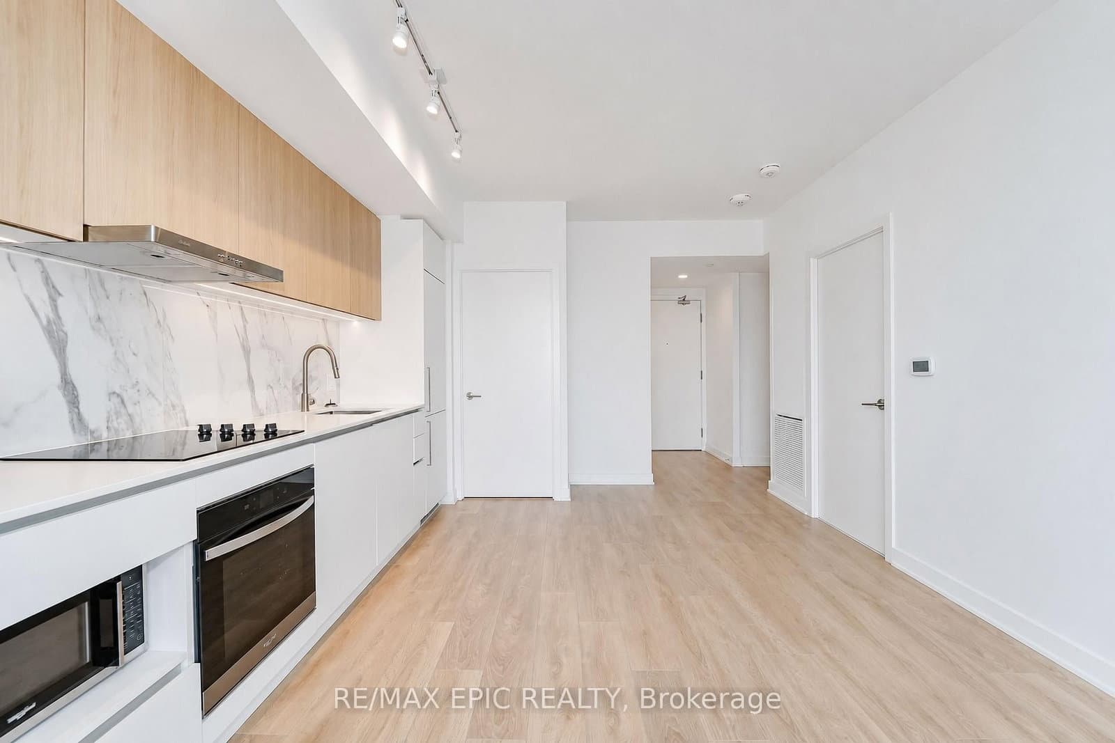 1100 Sheppard Avenue W, Unit 928 thumbnail 5