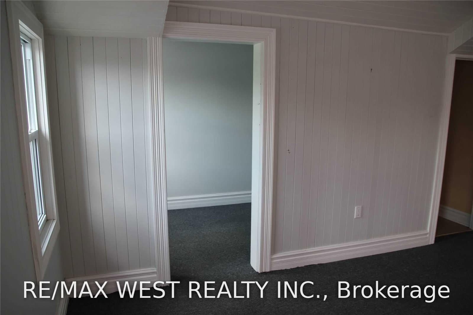 191 Lakeshore Road E, Unit 104 thumbnail 4