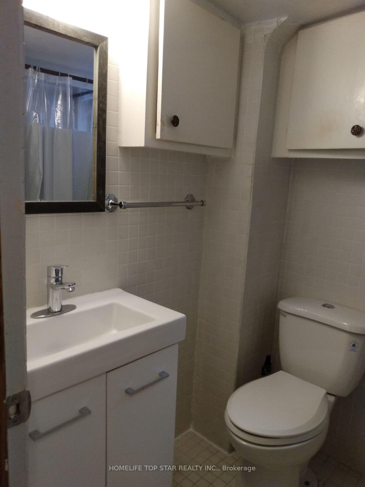 37 MacDonald Avenue thumbnail 2