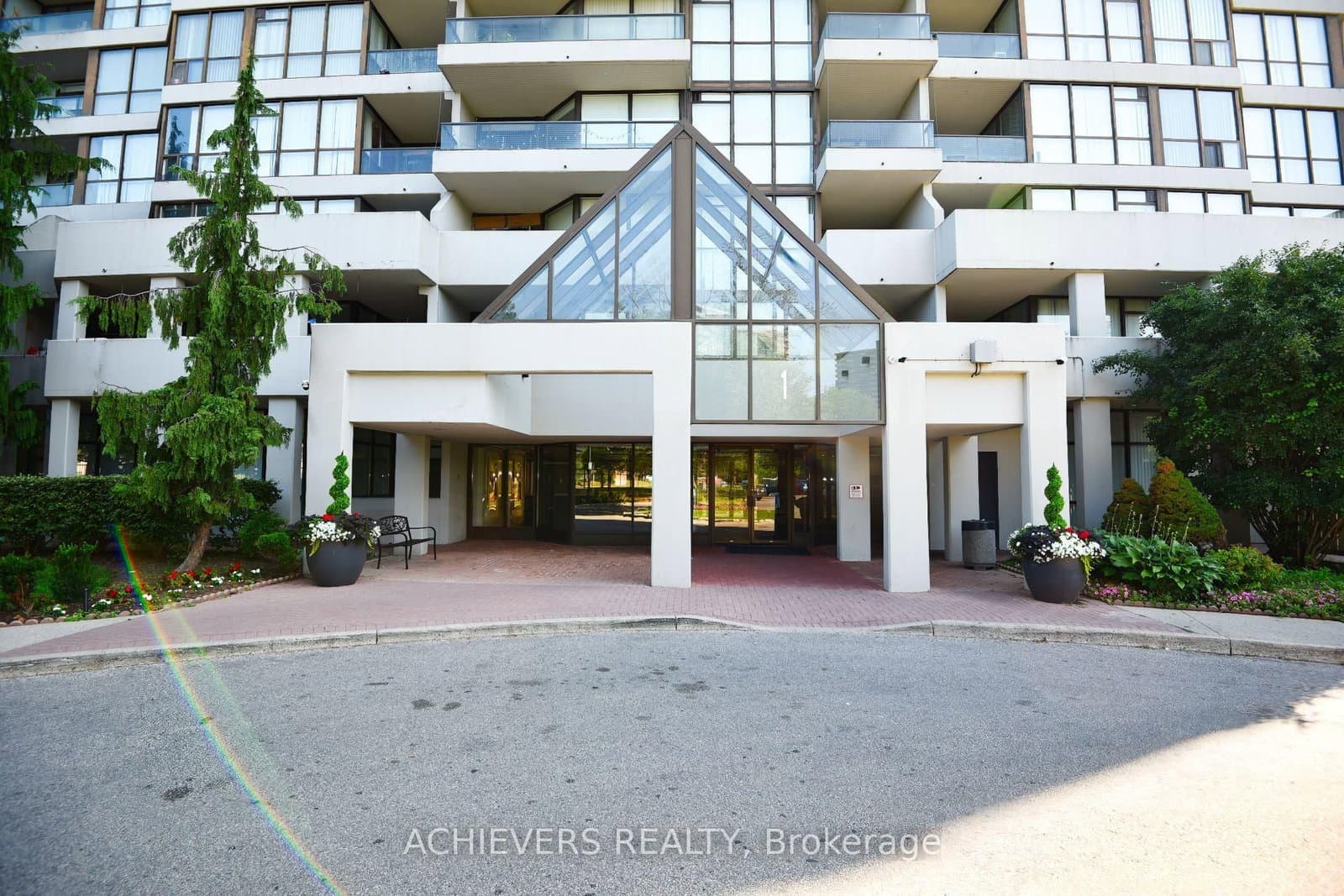1 Rowntree Road, Unit 914 thumbnail 2