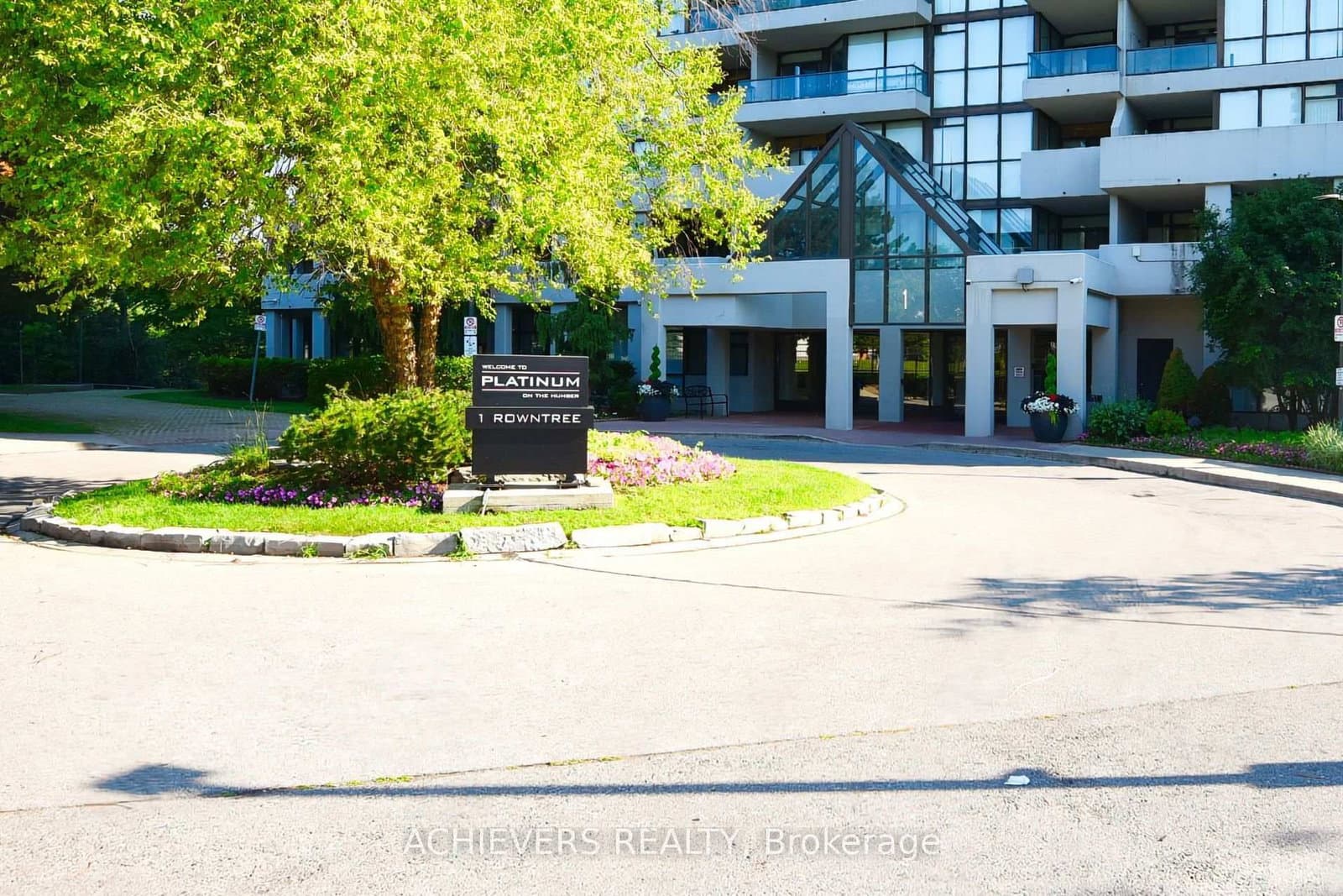 1 Rowntree Road, Unit 914 thumbnail 3