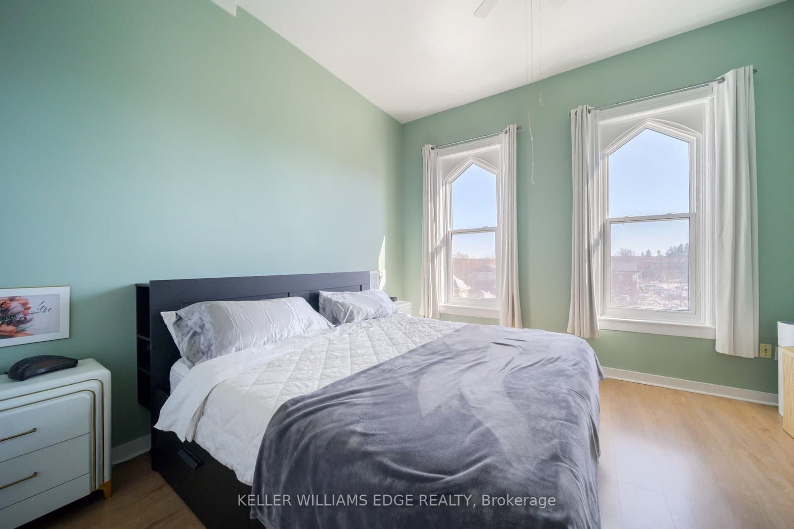 123 Broadway Avenue, Unit E thumbnail 12