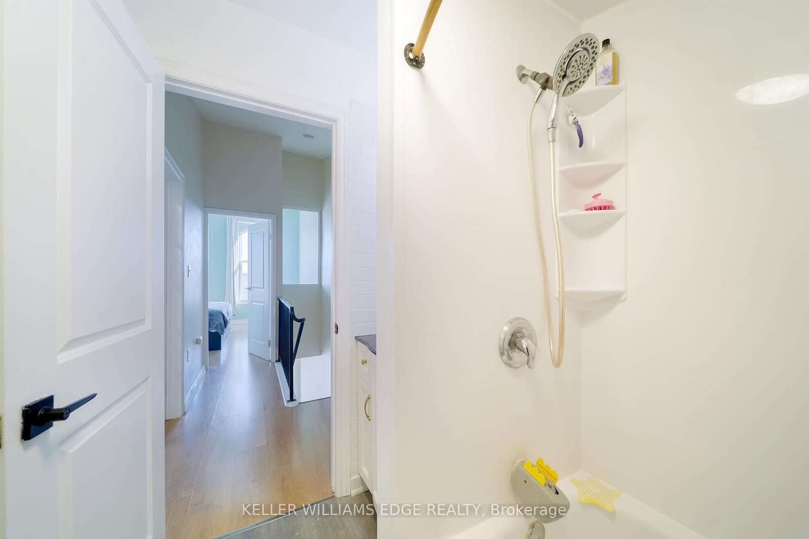 123 Broadway Avenue, Unit E thumbnail 21