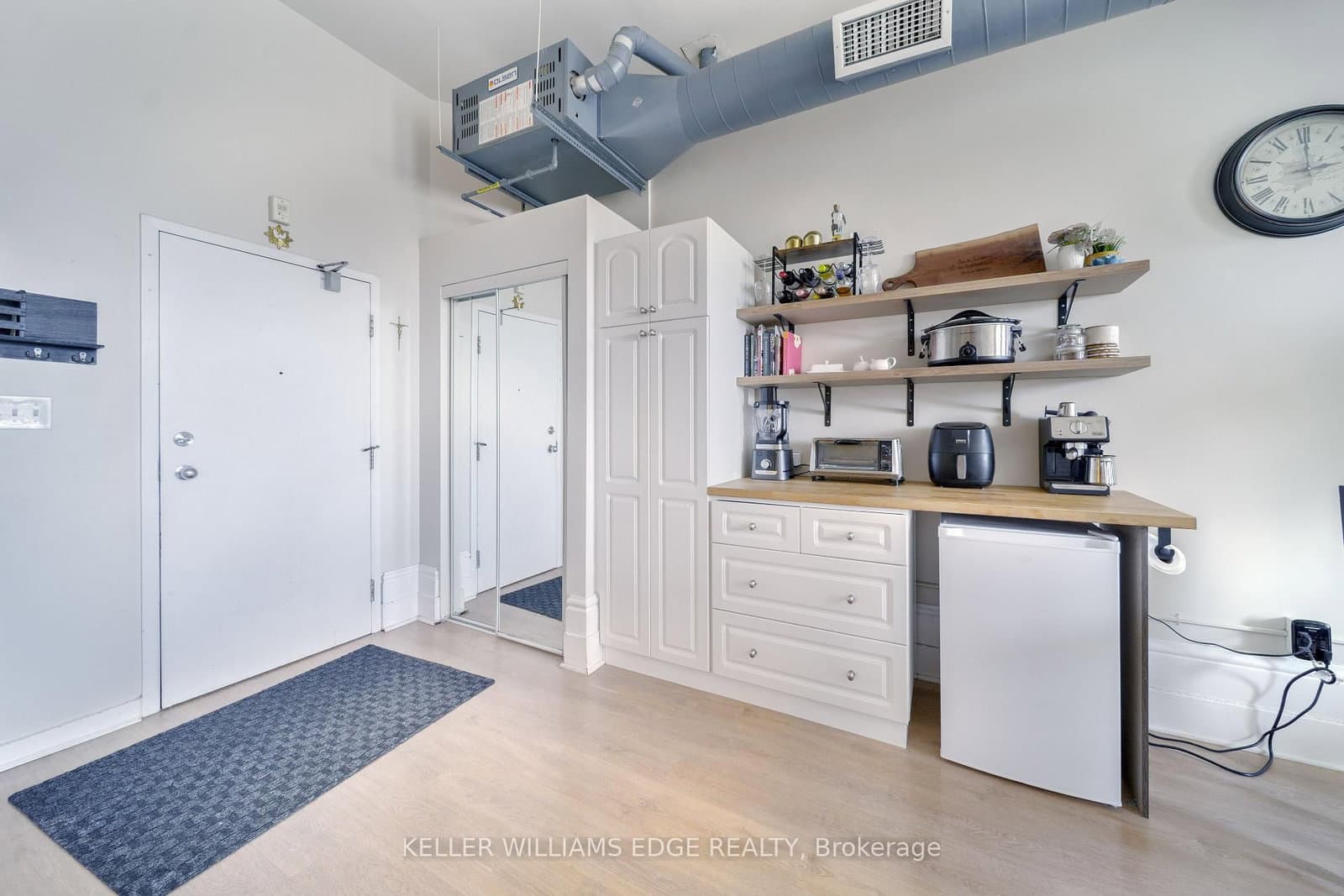 123 Broadway Avenue, Unit E thumbnail 6