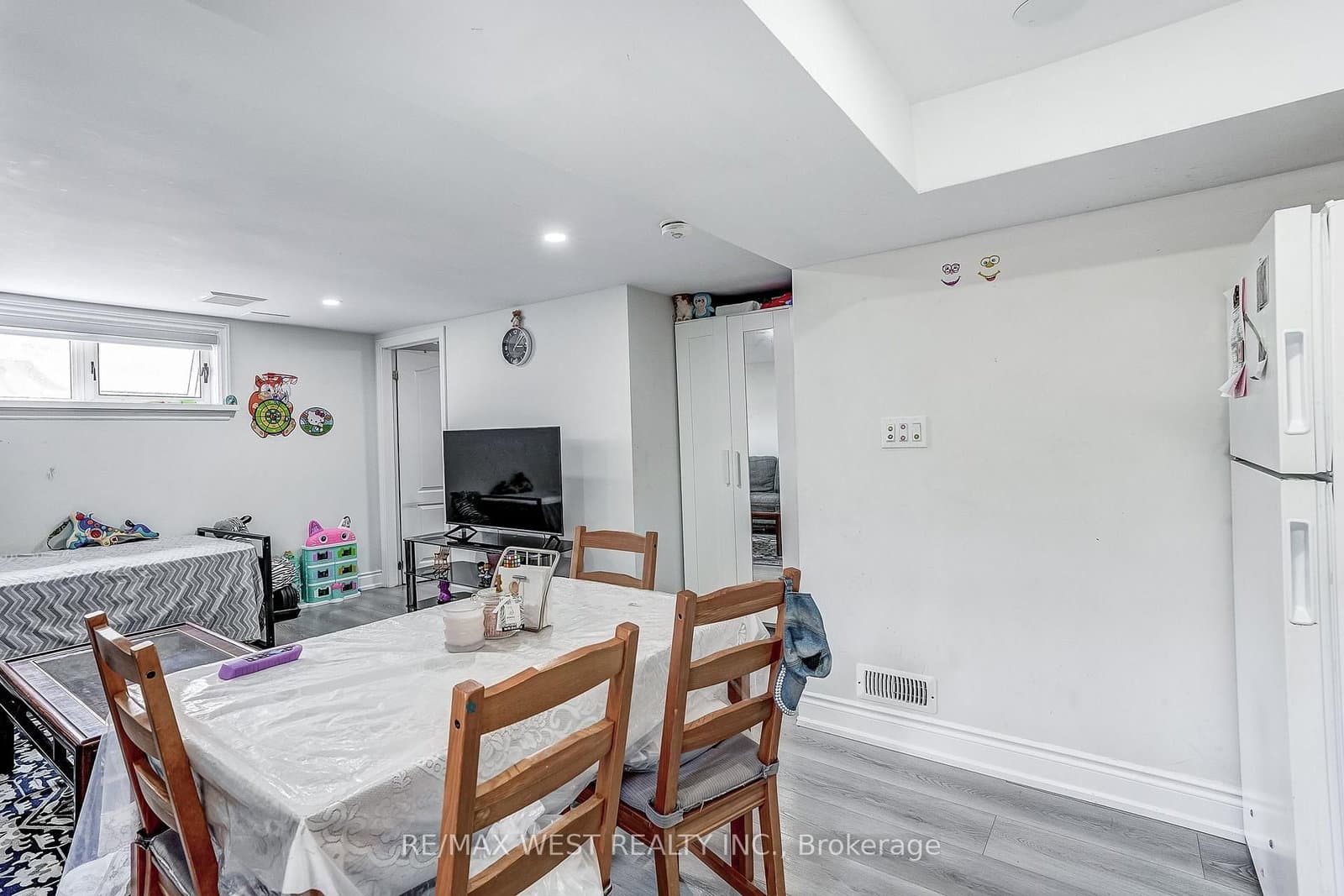 19 Archway Crescent thumbnail 29
