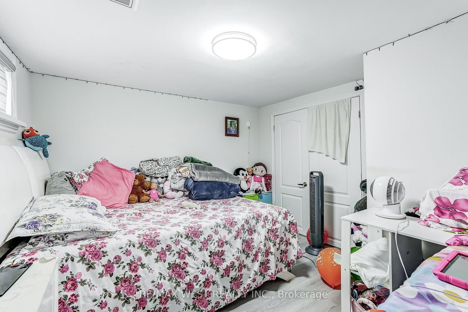 19 Archway Crescent thumbnail 30