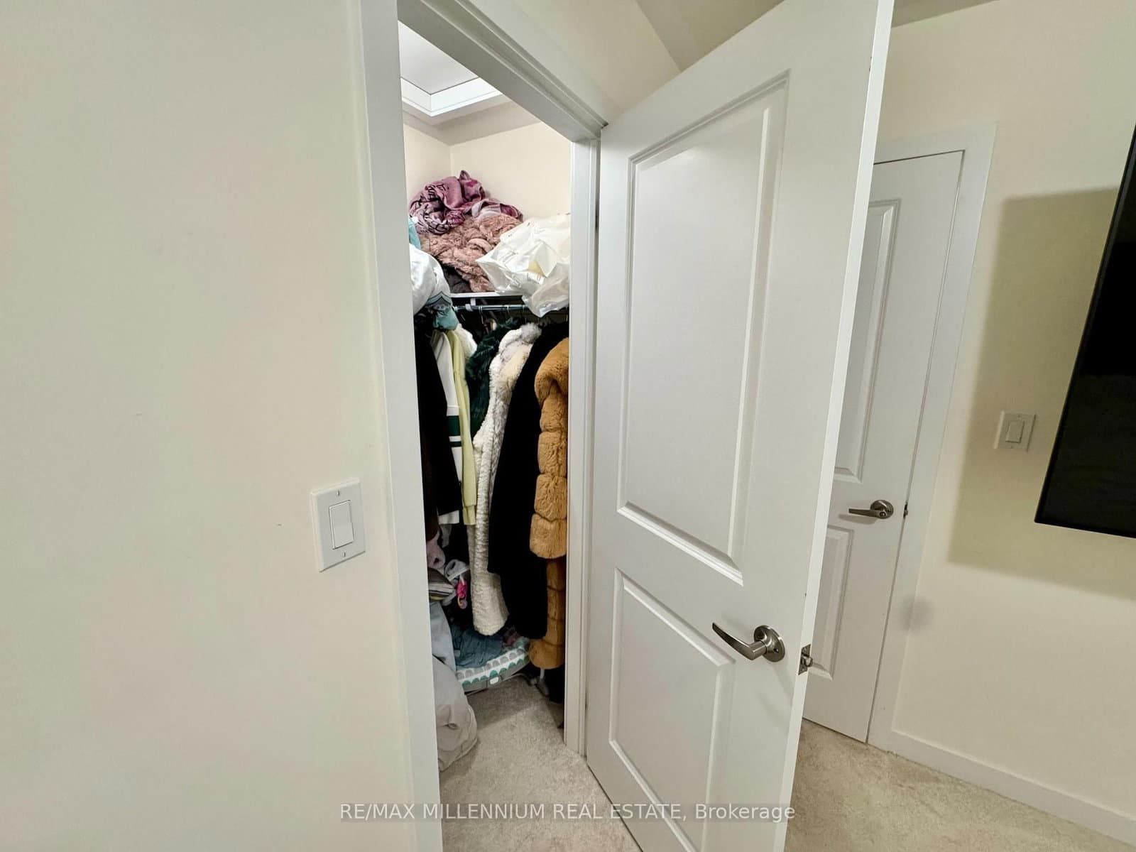 1559 Moonseed Place thumbnail 12