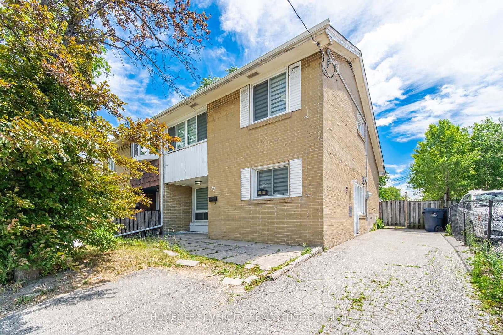 29 Brookmere Road - Image 1