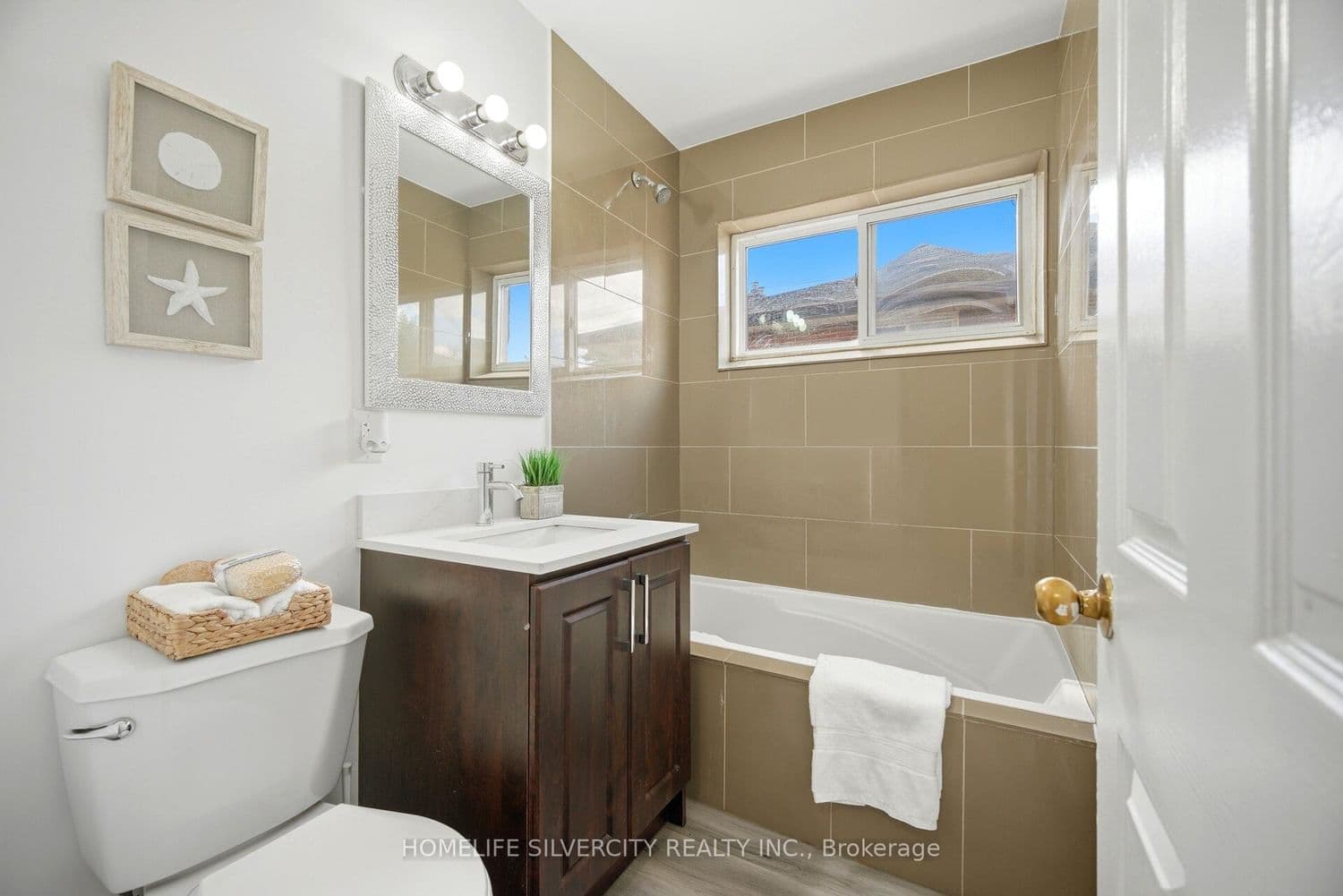 29 Brookmere Road thumbnail 31