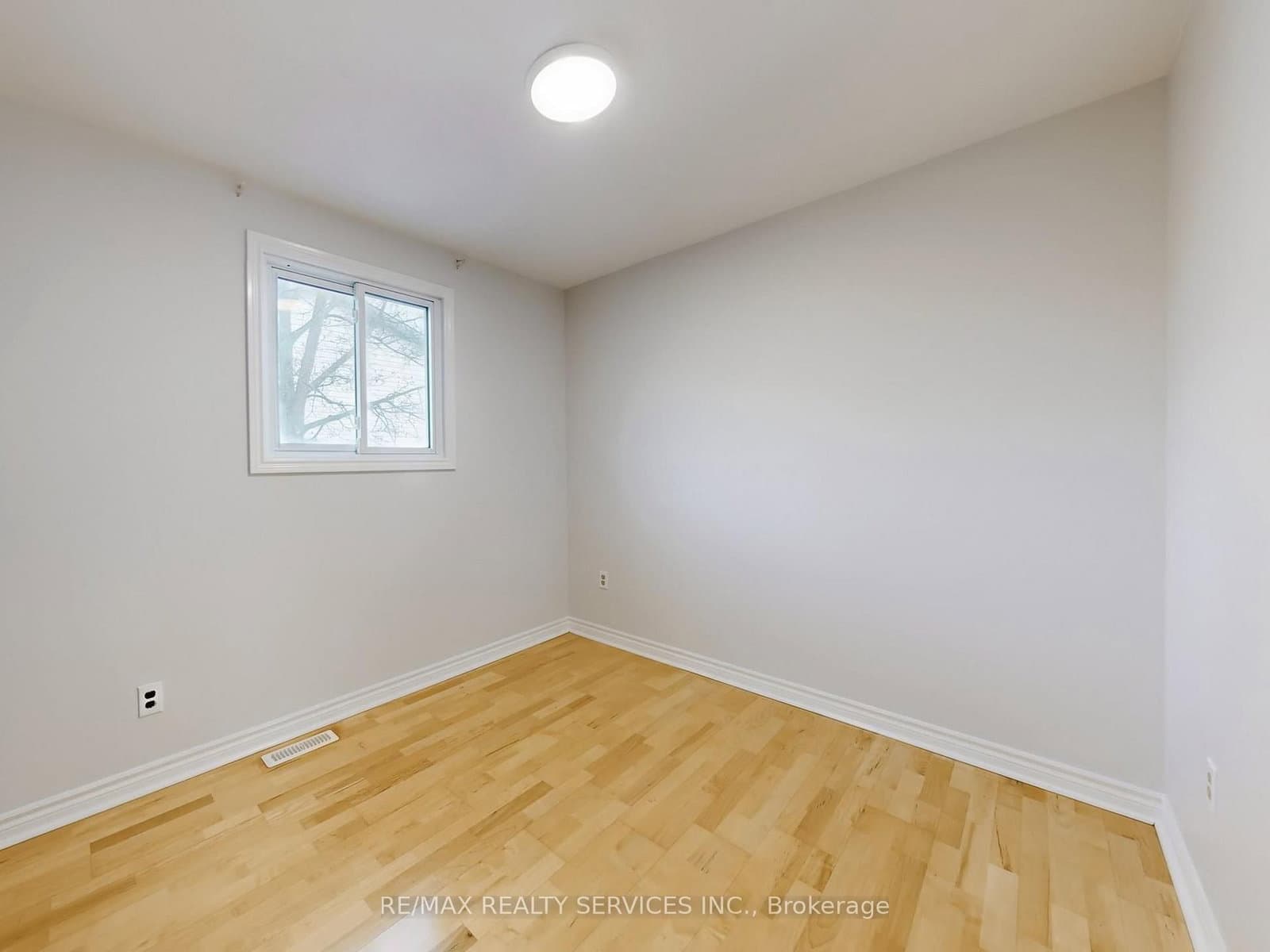 9 Glenridge Road thumbnail 35