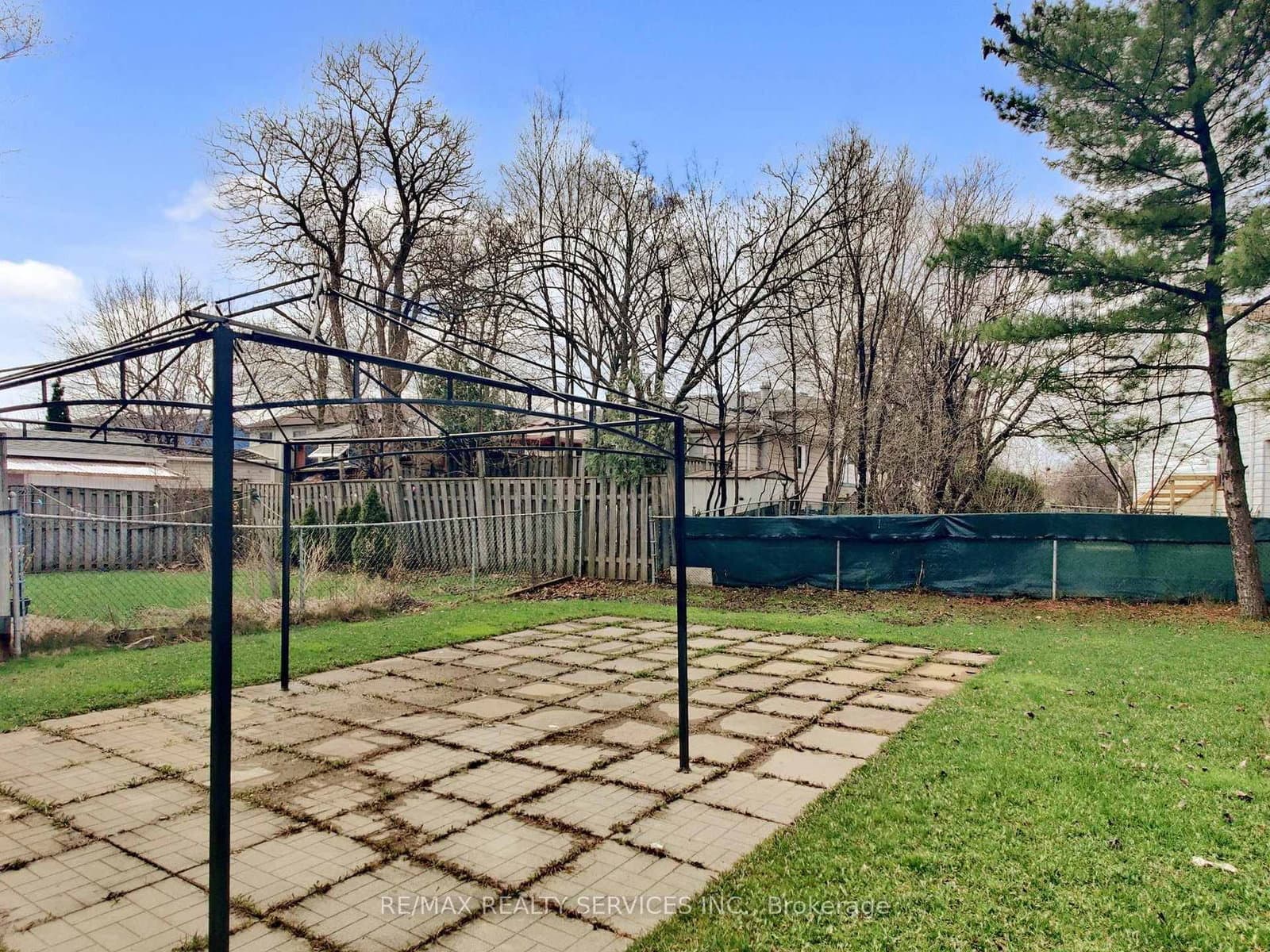 9 Glenridge Road thumbnail 45