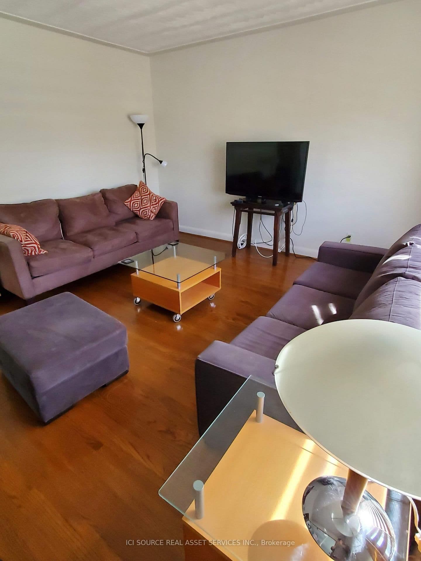 412 Mountainview Drive, Unit Main Floor thumbnail 6