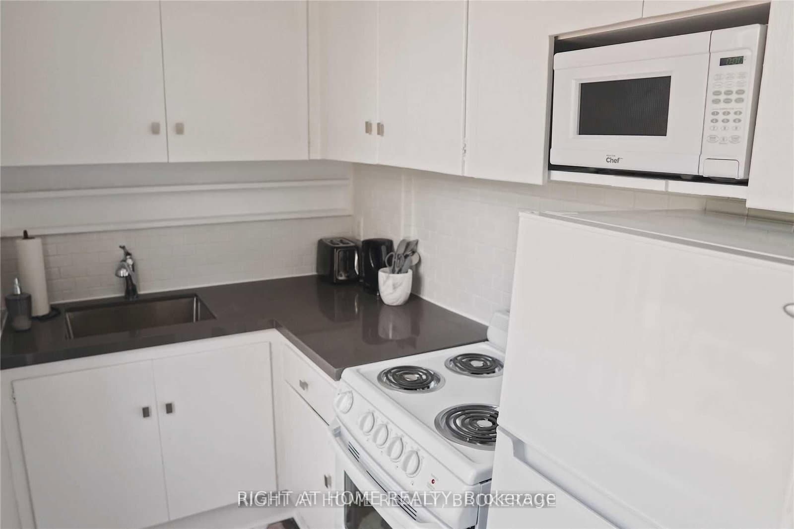 164 Trafalgar Road, Unit 1 thumbnail 5