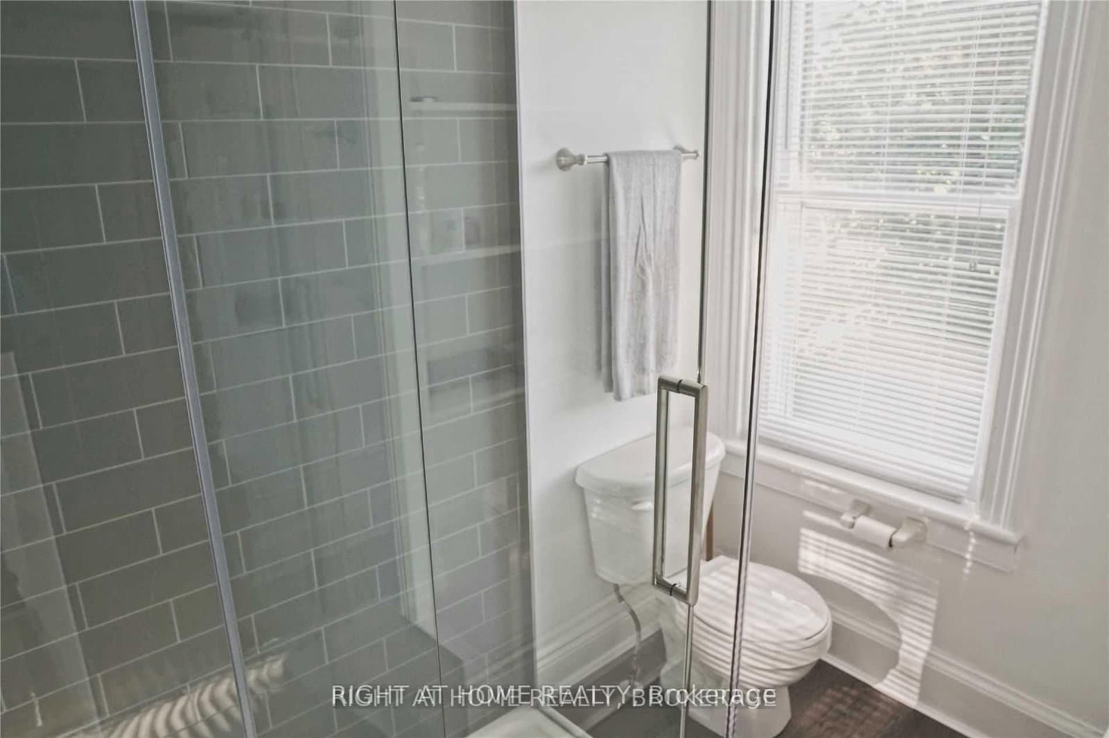 164 Trafalgar Road, Unit 1 thumbnail 7