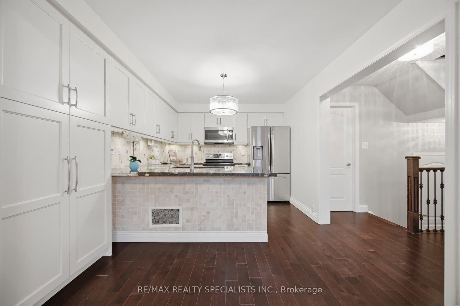 932 Sprague Place thumbnail 19