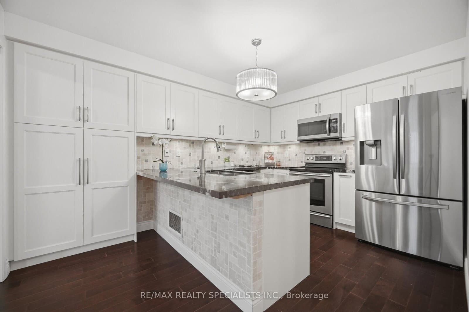 932 Sprague Place thumbnail 20