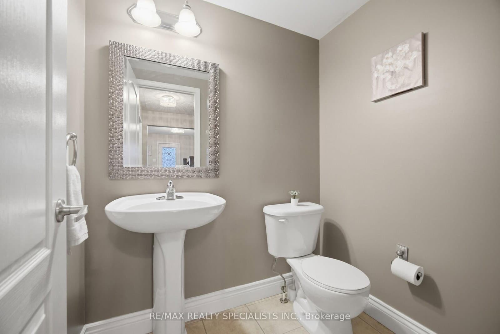 932 Sprague Place thumbnail 24