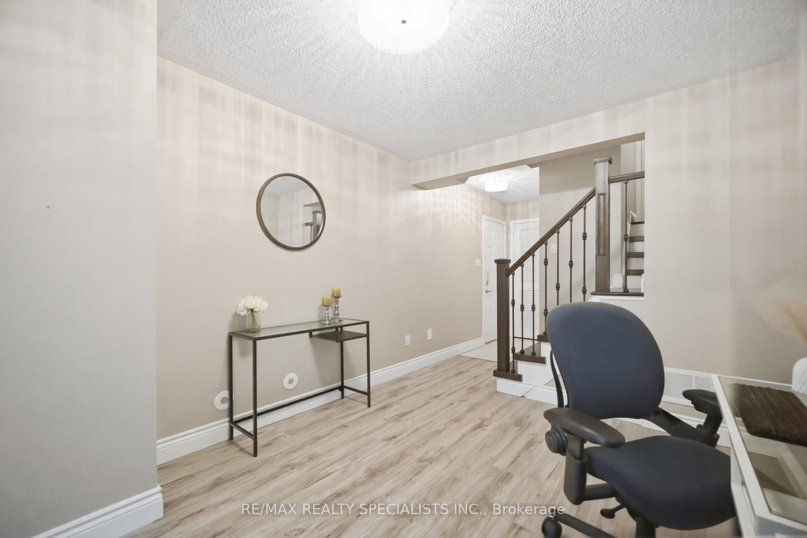 932 Sprague Place thumbnail 8