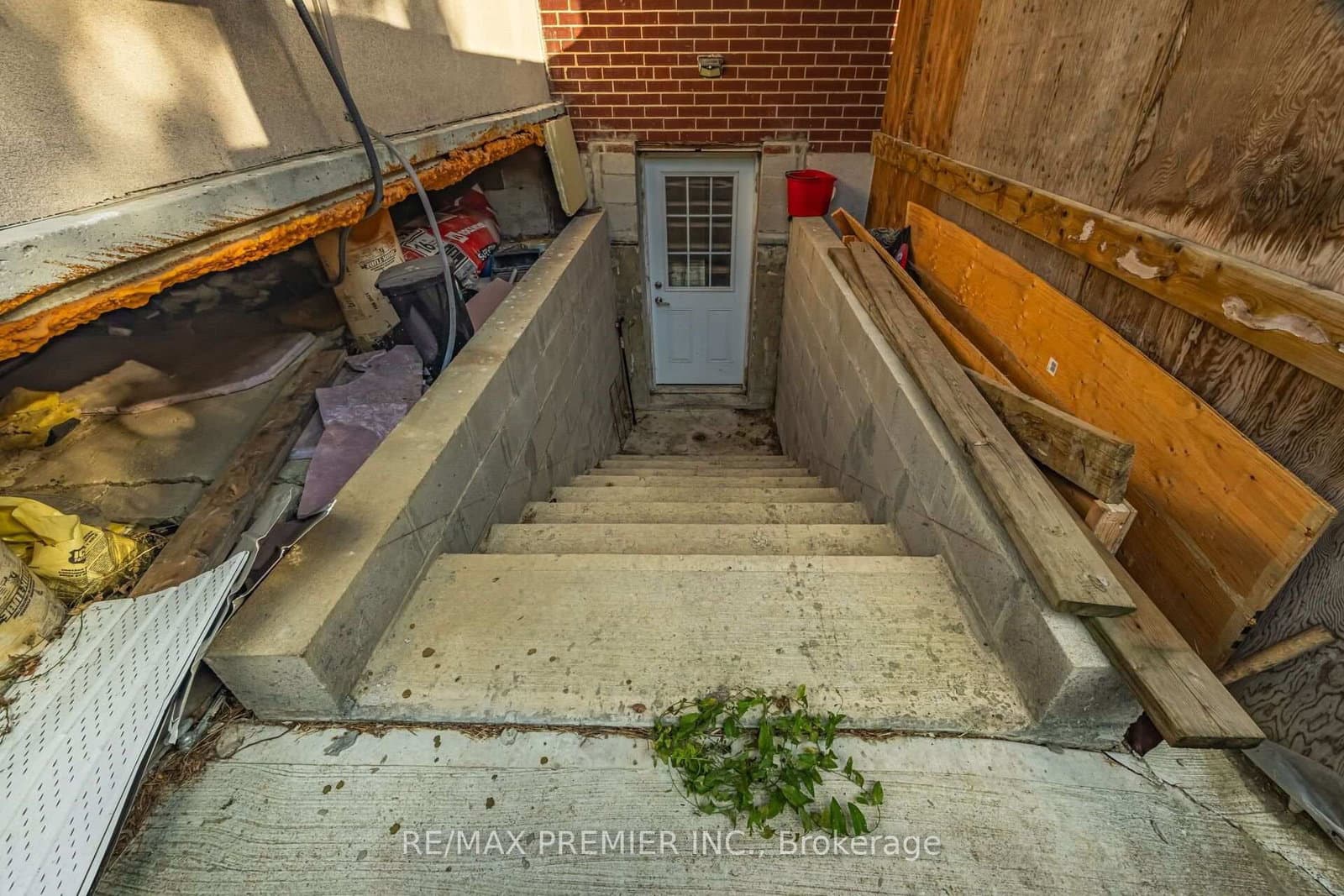 6 Canton Avenue thumbnail 48