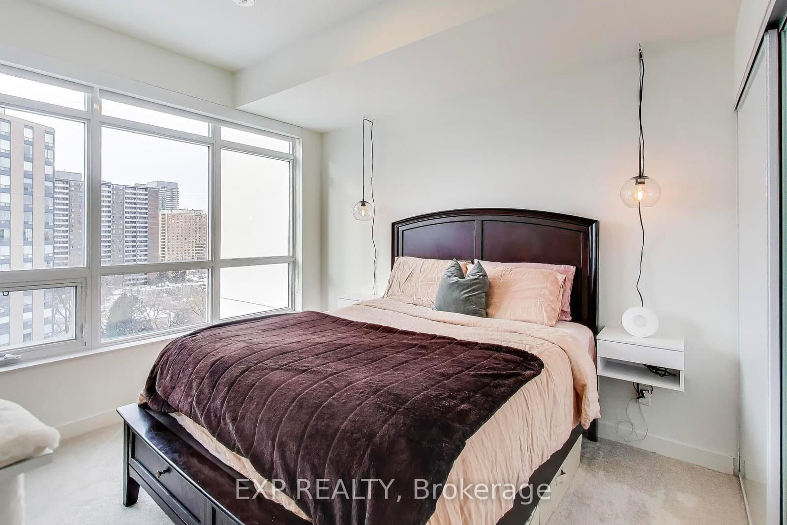 10 Wilby Crescent, Unit 1106 thumbnail 17