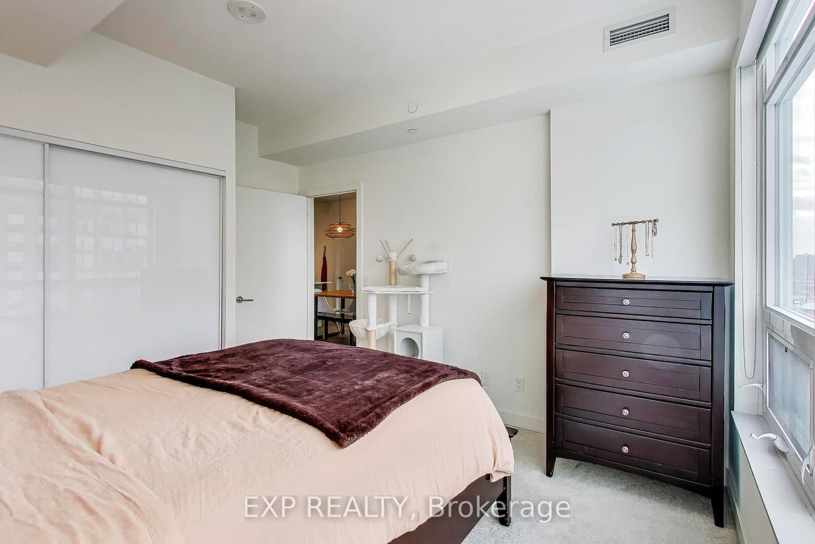 10 Wilby Crescent, Unit 1106 thumbnail 19