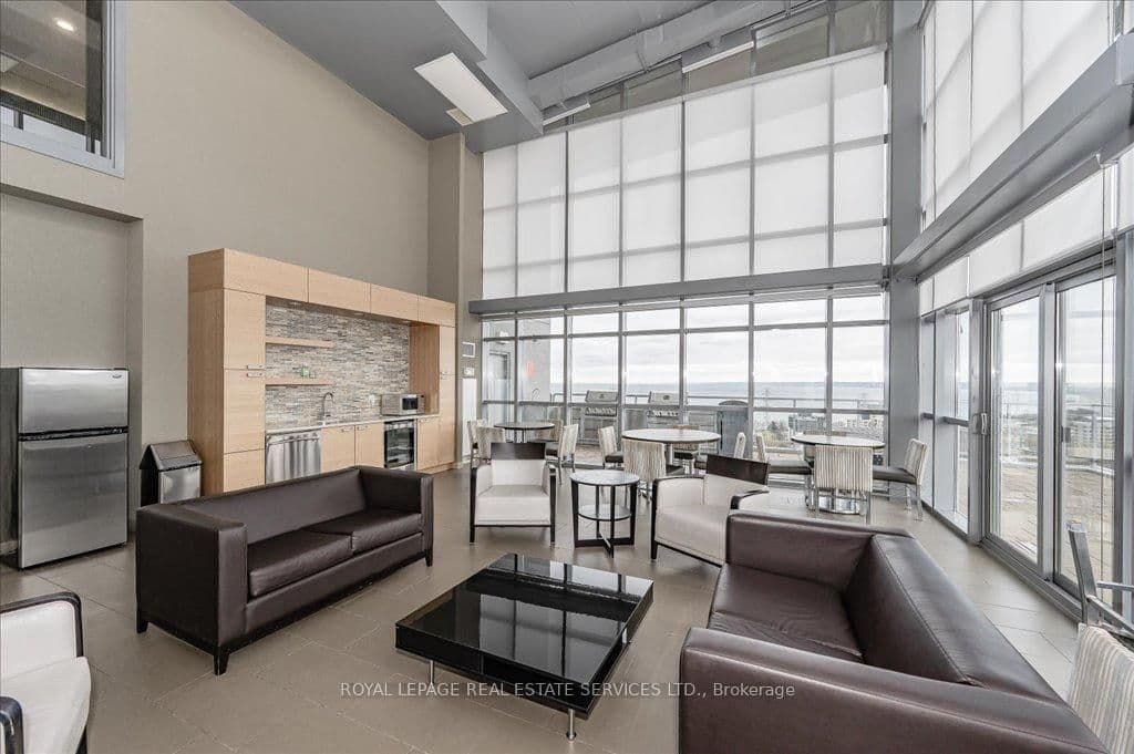 551 Maple Avenue, Unit 615 thumbnail 29