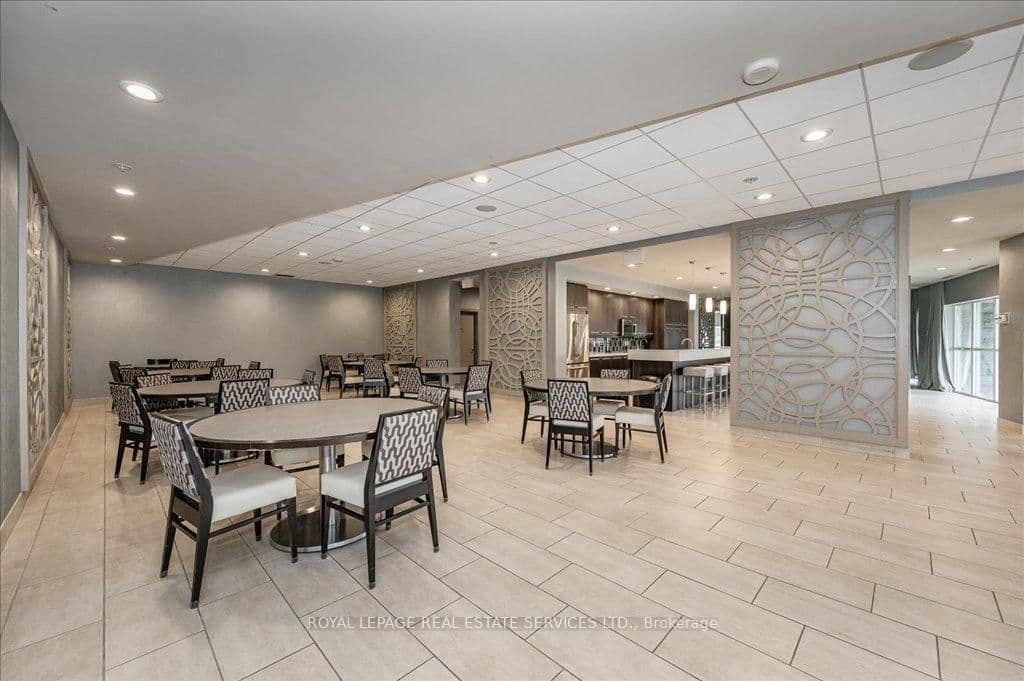 551 Maple Avenue, Unit 615 thumbnail 33