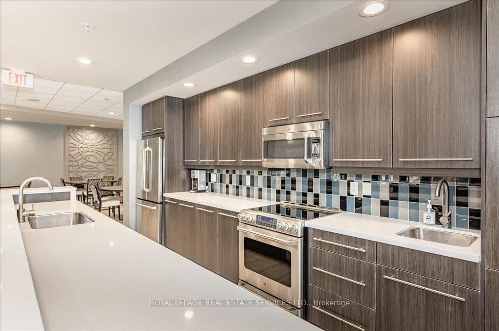551 Maple Avenue, Unit 615 thumbnail 34