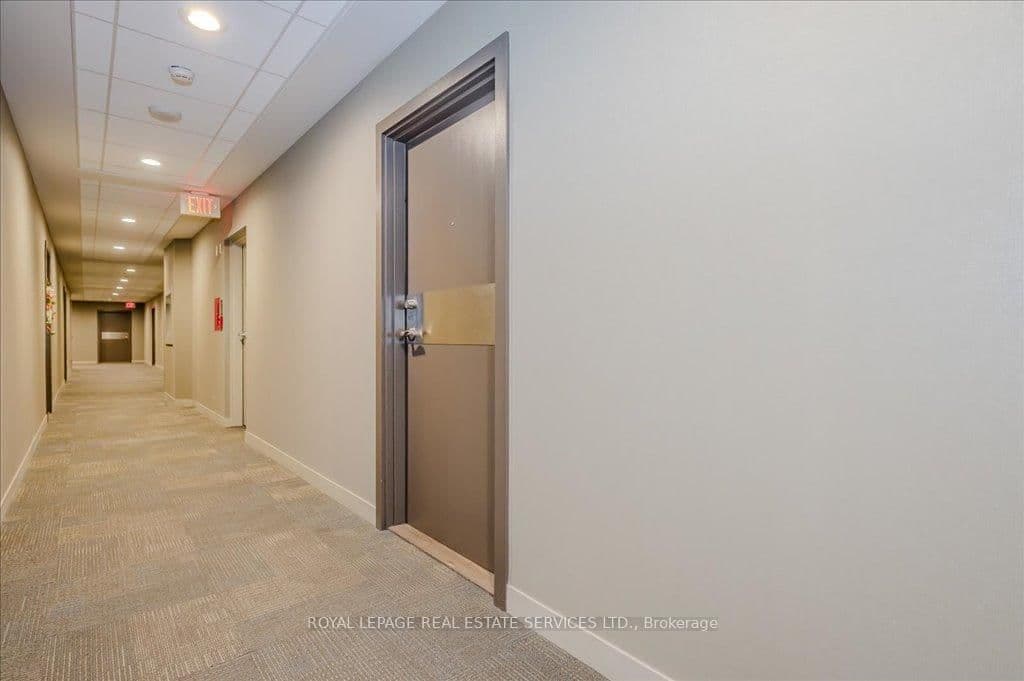 551 Maple Avenue, Unit 615 thumbnail 4