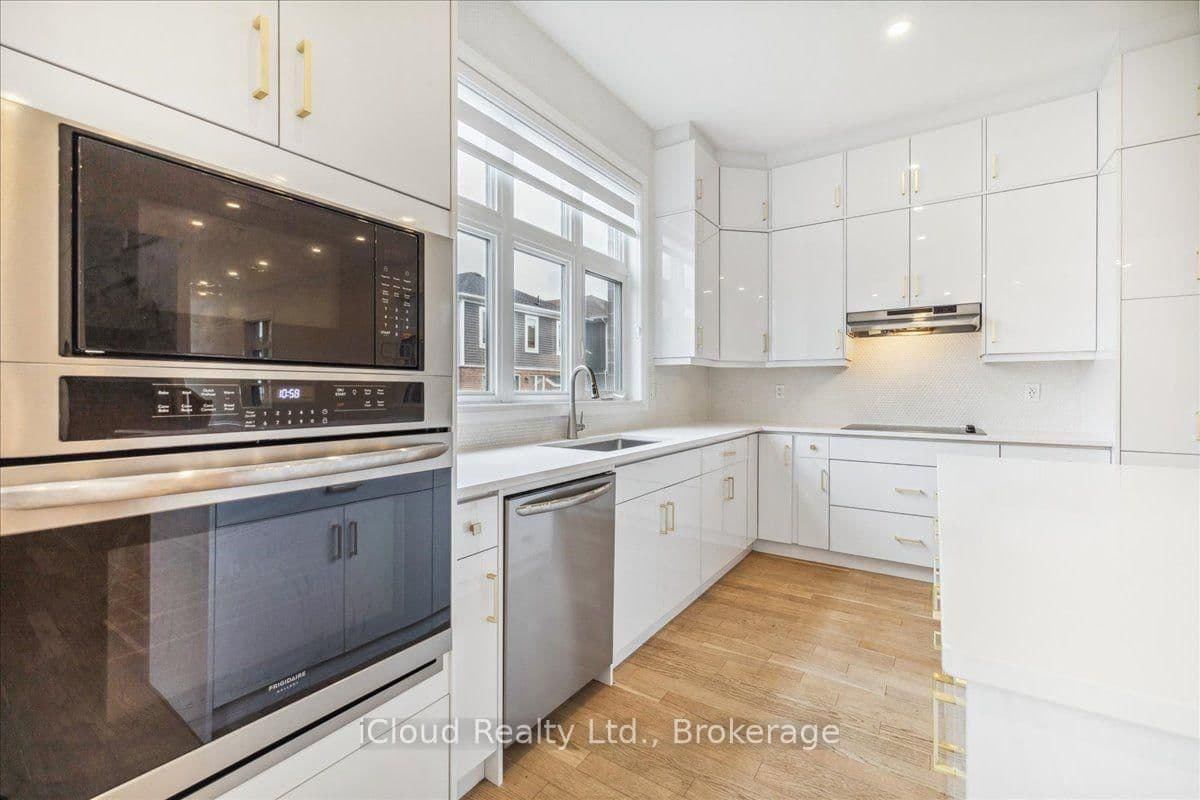 925 Hickory Crescent, Unit Main thumbnail 19