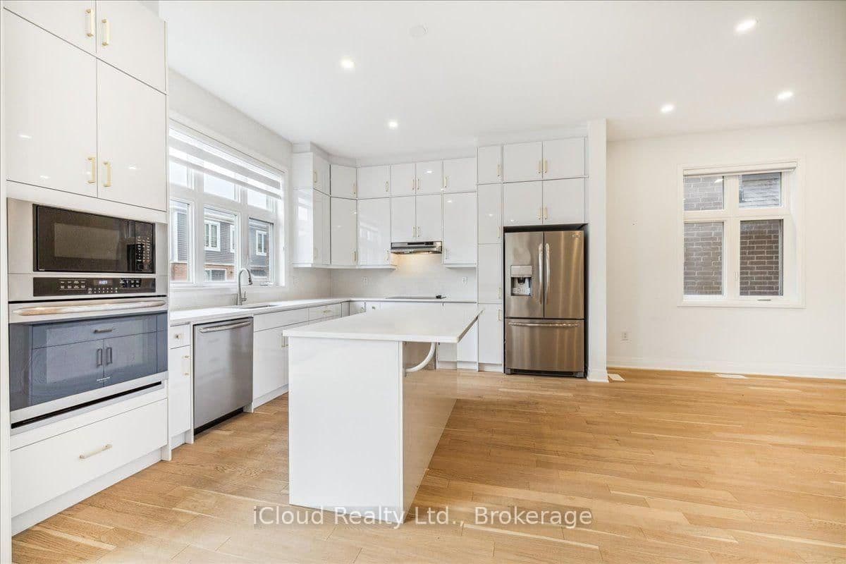 925 Hickory Crescent, Unit Main thumbnail 21