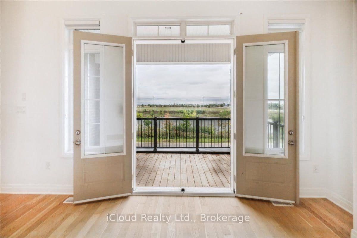 925 Hickory Crescent, Unit Main thumbnail 30