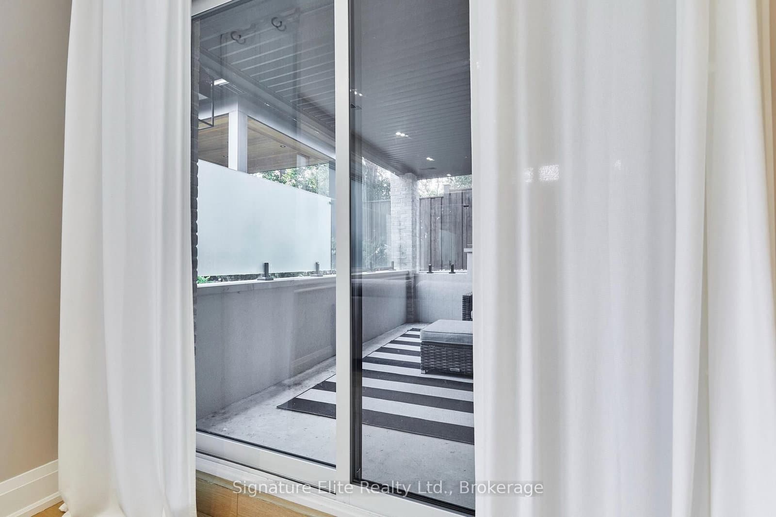 30 Amesbury Drive, Unit Unit 2 thumbnail 11