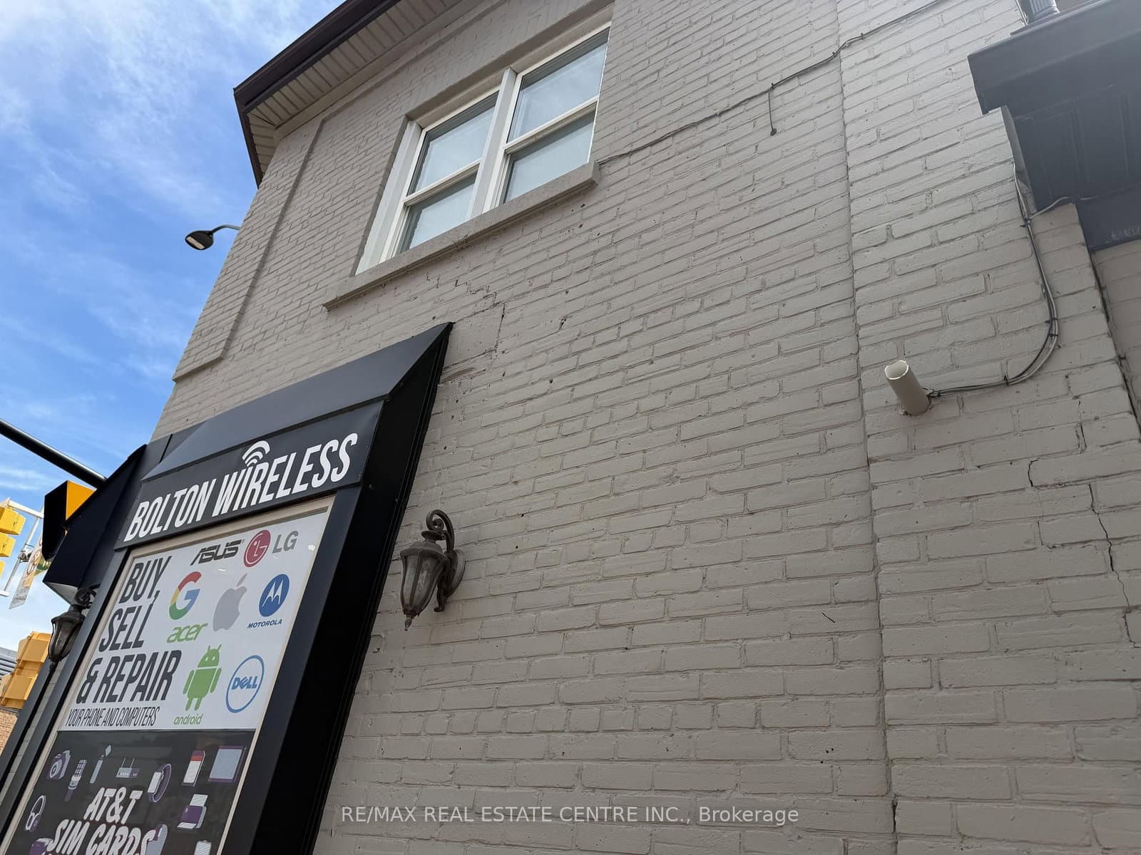 2 Queen Street S thumbnail 10